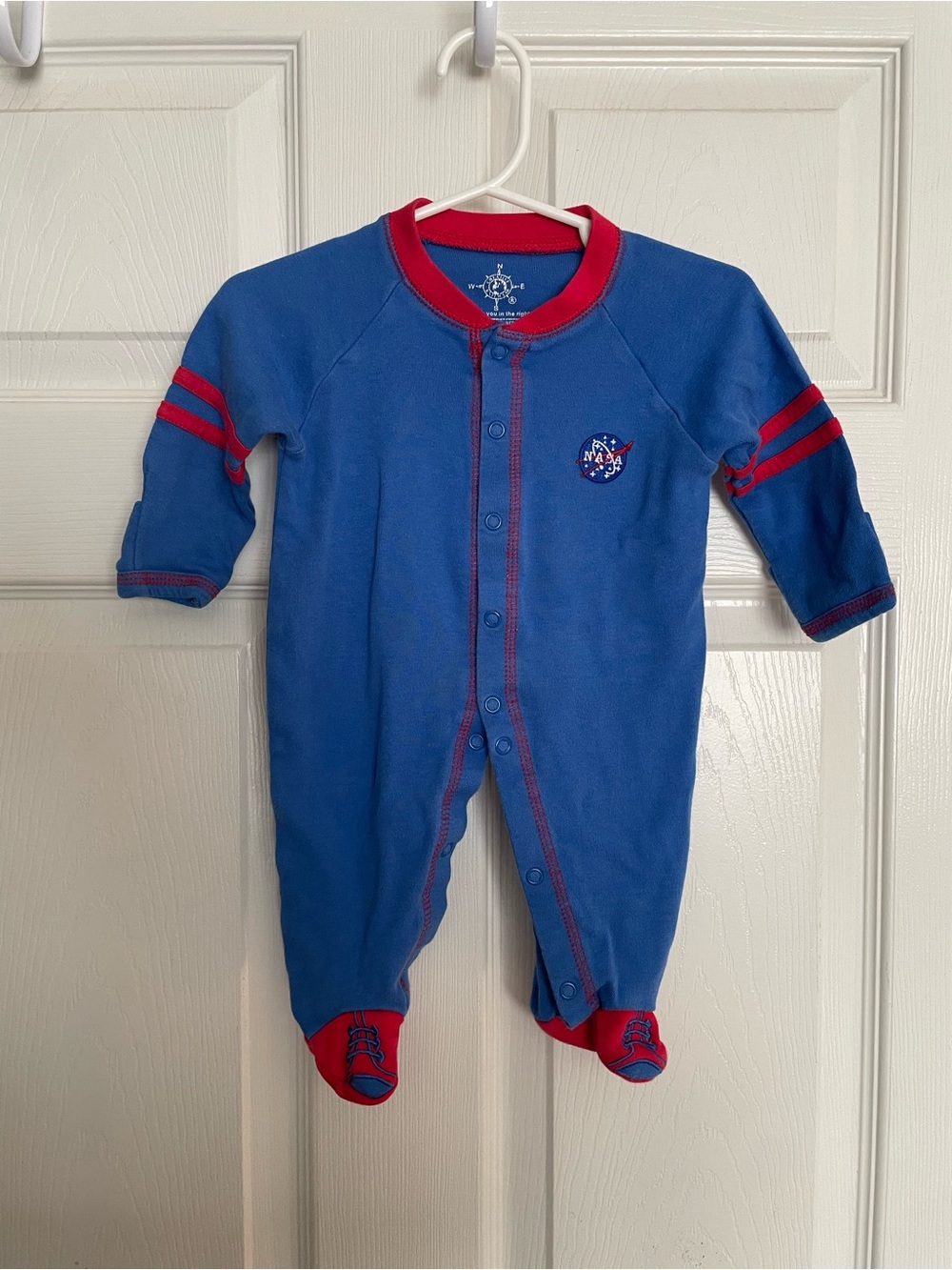 100% Cotton Blue and Red Infant 0-3 Months Footed One-Piece Pajamas - NASA Patch